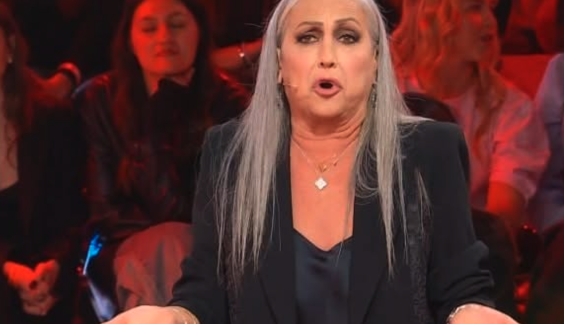 Alessandra Celentano furiosa ad Amici 24: “Sei acida, non conosci la passione” e risponde duramente